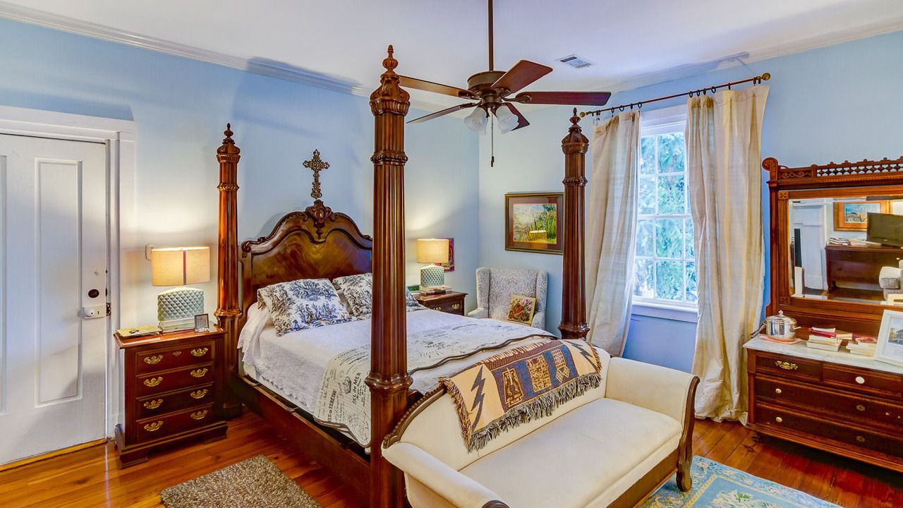 Photo of Bedroom in Vicksburg