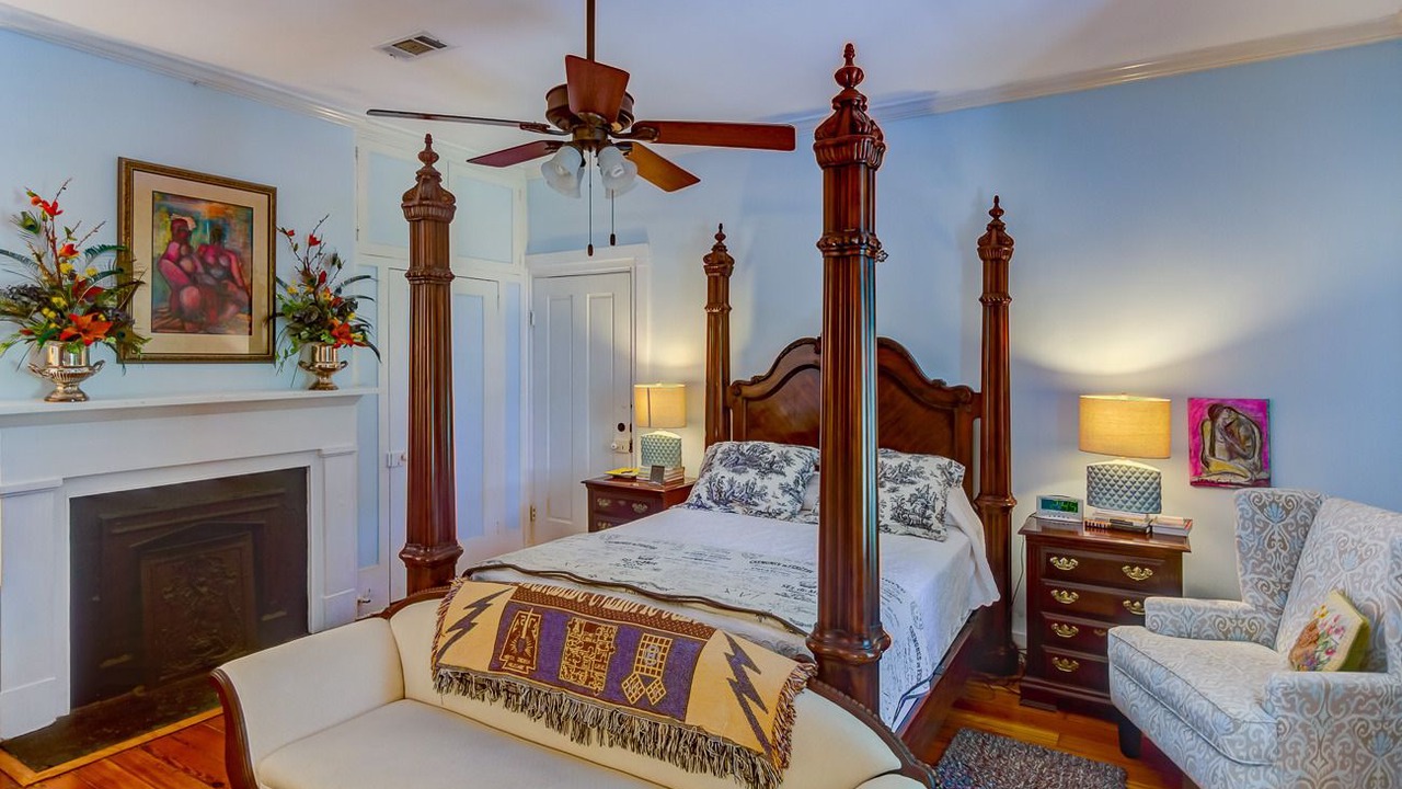 Photo of Bedroom in Vicksburg