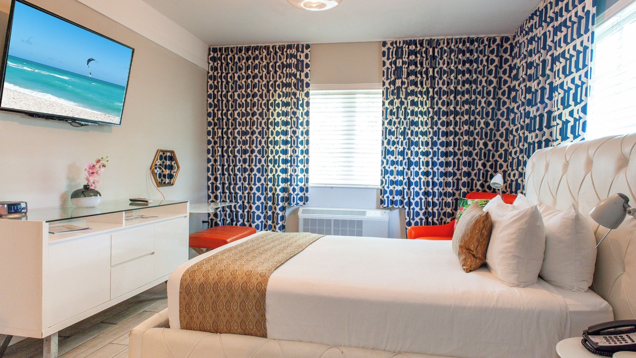 Photo of Bedroom in Mid Beach