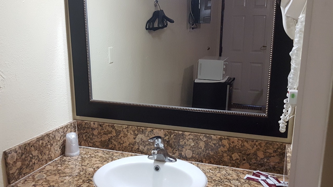 Photo of Bathroom in Los Angeles