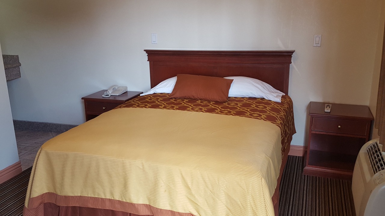 Photo of Bedroom in Los Angeles