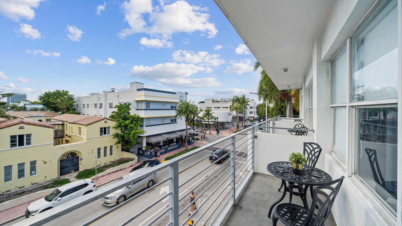 Photo of Patio Balcony in South Beach