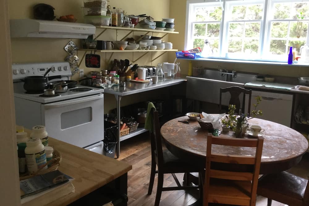 Photo of Kitchen in Elliston