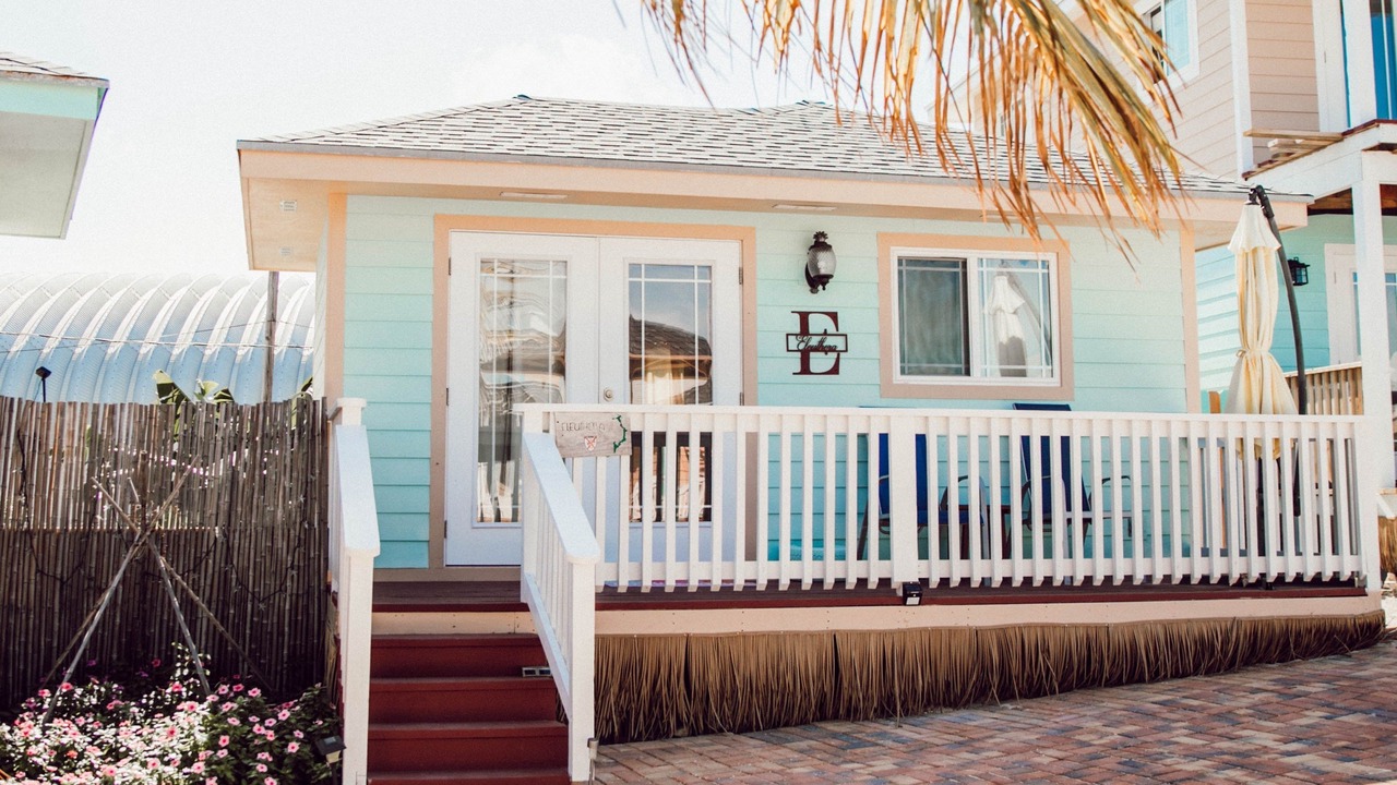 Photo of Bedroom in Staniel Cay