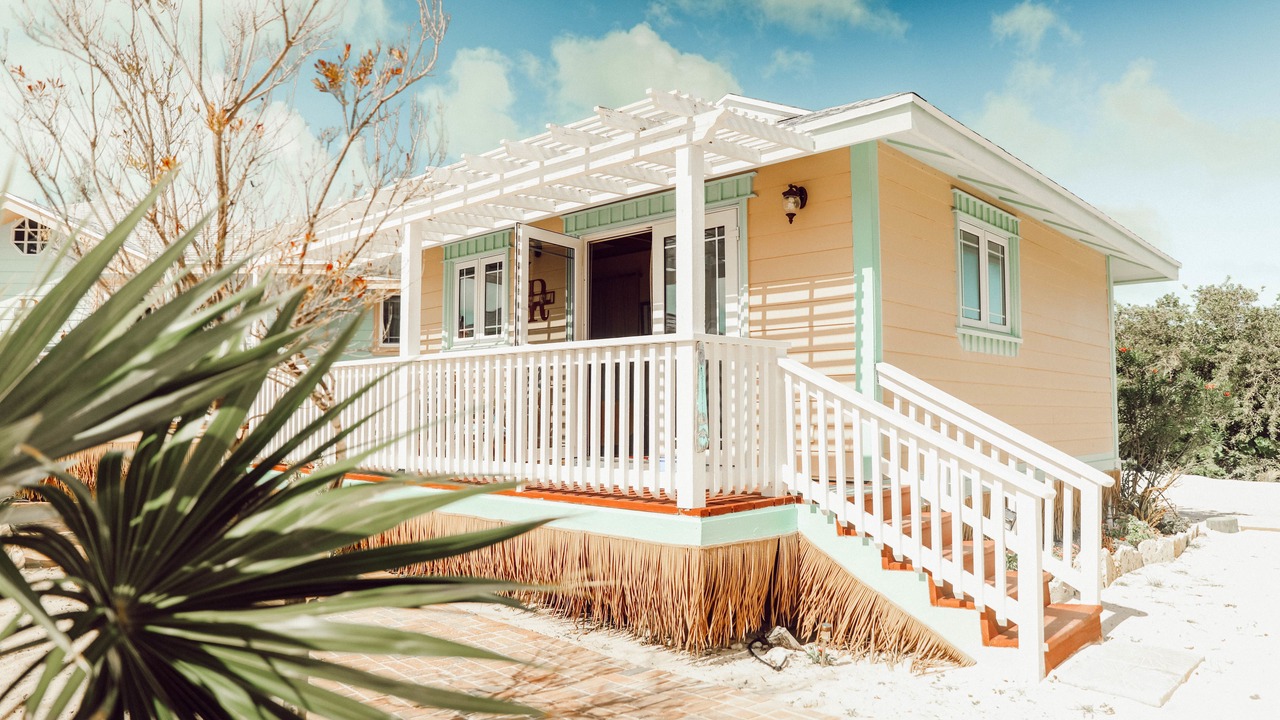 Photo of Bedroom in Staniel Cay
