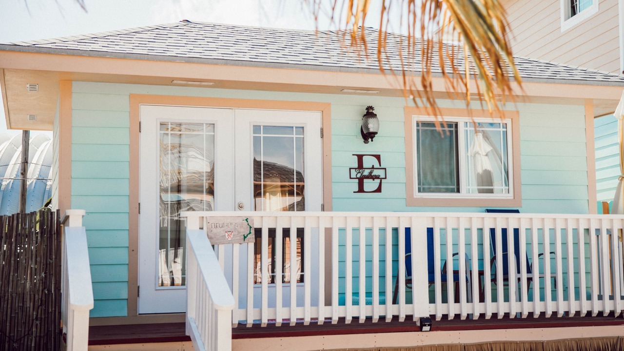 Photo of Bedroom in Staniel Cay