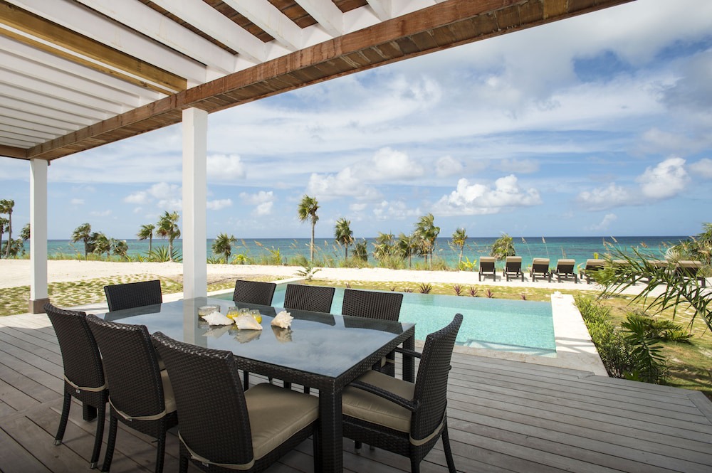 Photo of Patio Balcony in North Palmetto Point