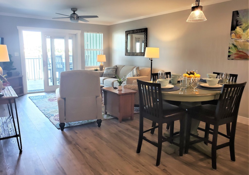 Photo of Livingroom in Orange Beach East