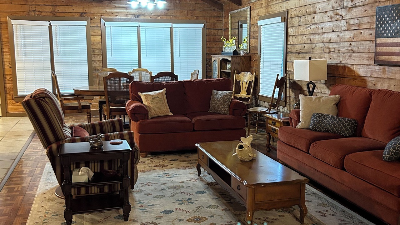 Photo of Livingroom in Groveoak
