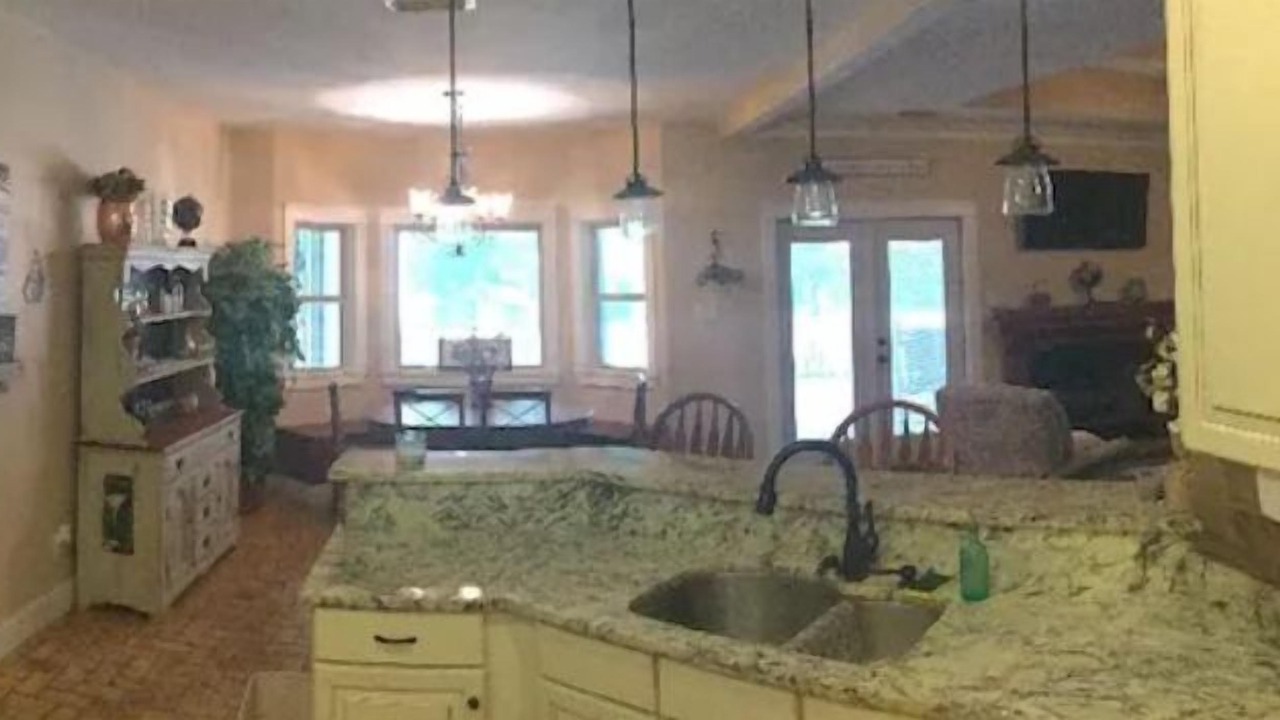 Photo of Bedroom in Daphne