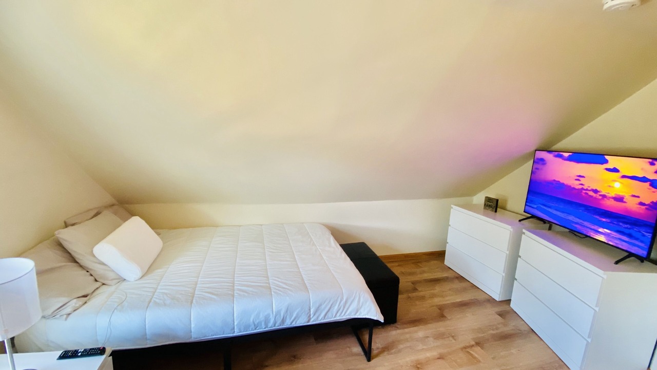 Photo of Bedroom in Haledon