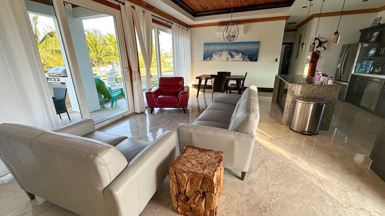 Photo of Livingroom in Bahamas Terrace
