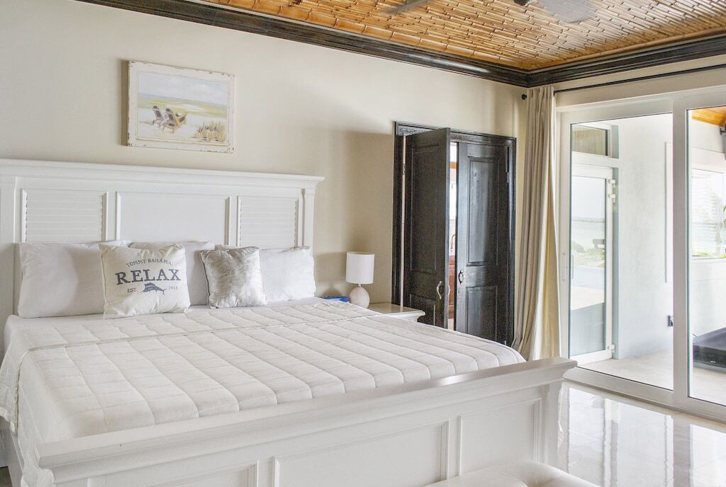 Photo of Bedroom in Bahamas Terrace