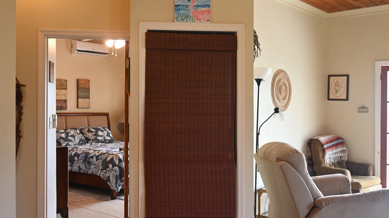 Photo of Bedroom in Tarpum Bay