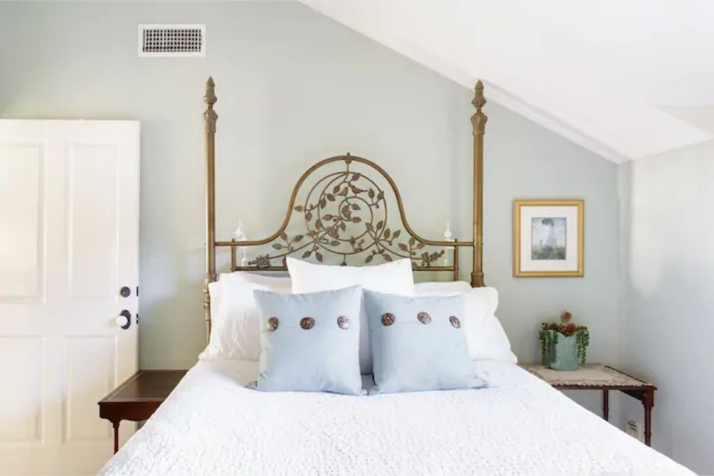 Photo of Bedroom in Encino