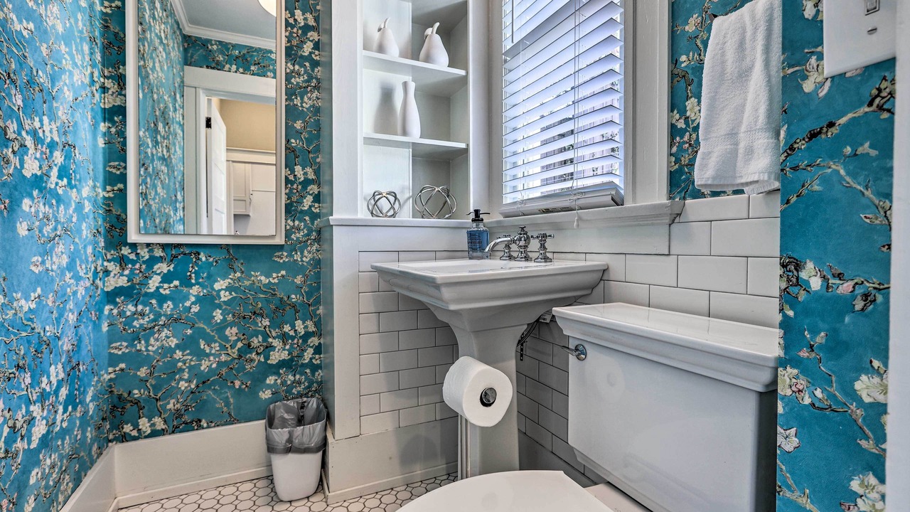 Photo of Bathroom in Crestline Heights