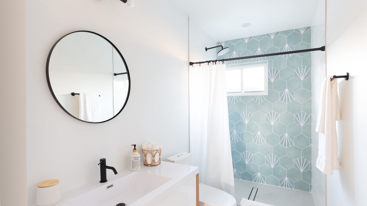 Photo of Bathroom in Los Angeles