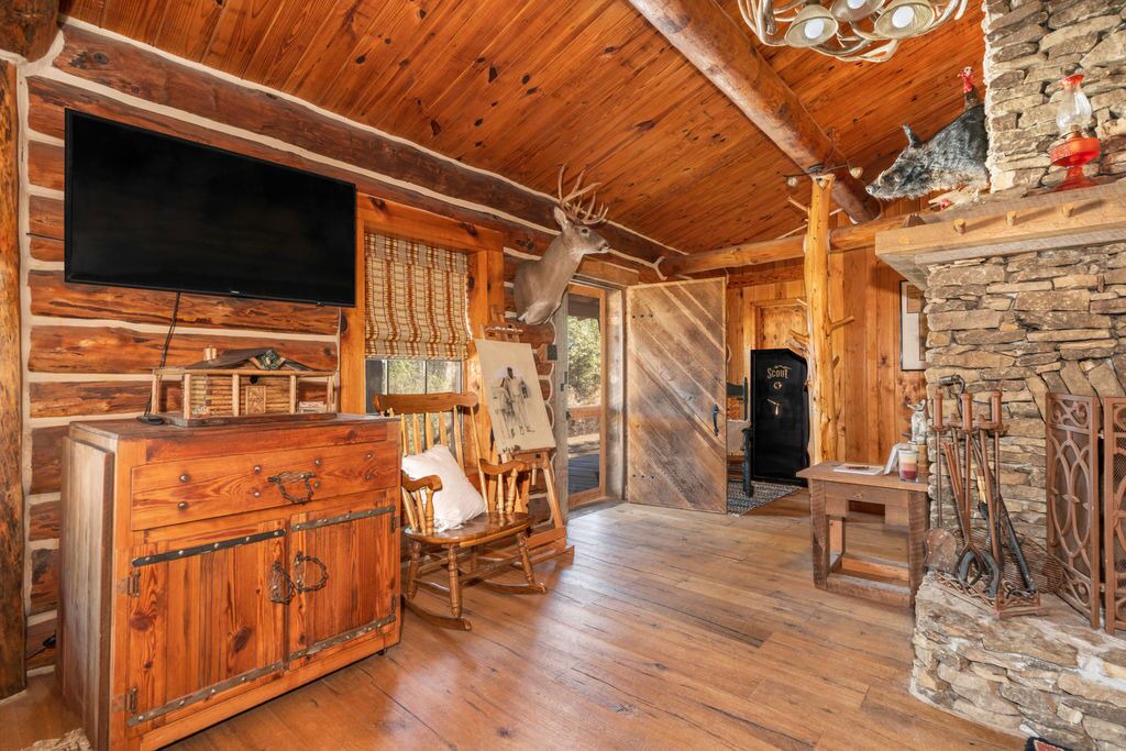 Photo of Bedroom in Pine Level
