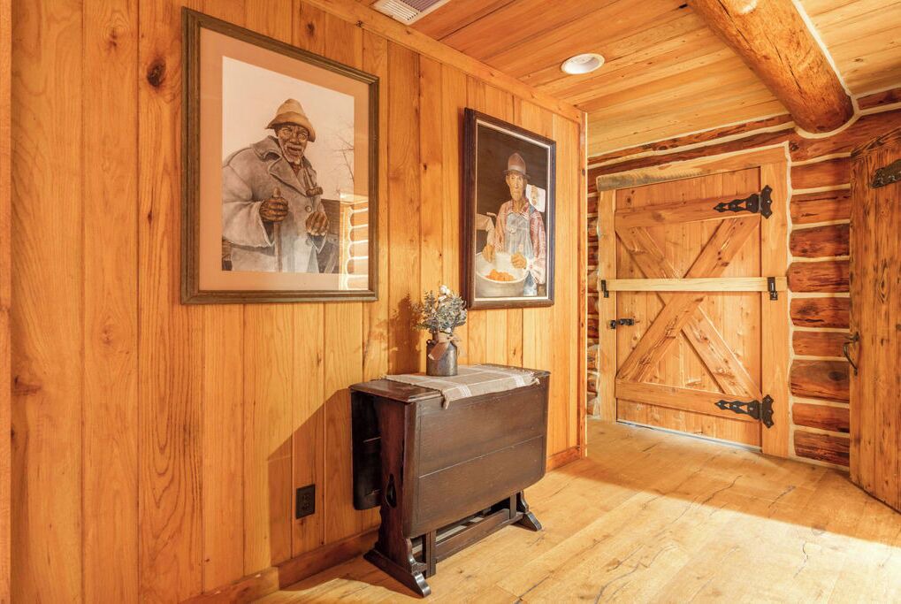 Photo of Others in Pine Level