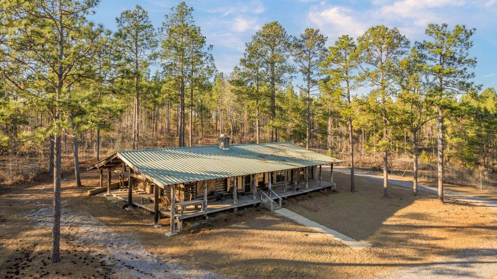 Photo of Outdoor in Pine Level
