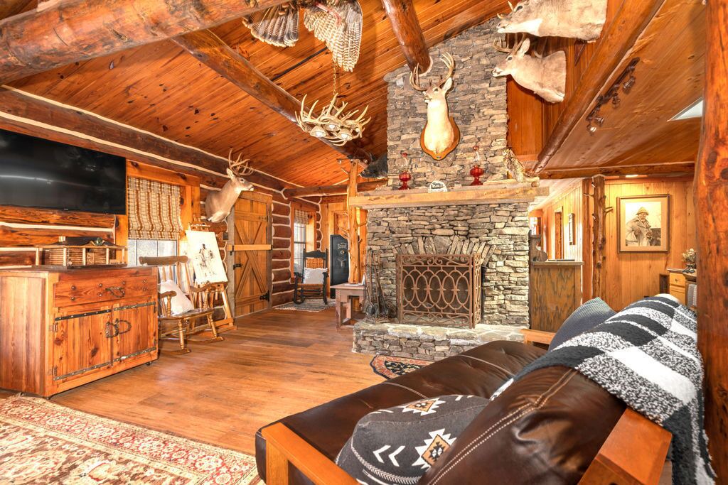 Photo of Bedroom in Pine Level