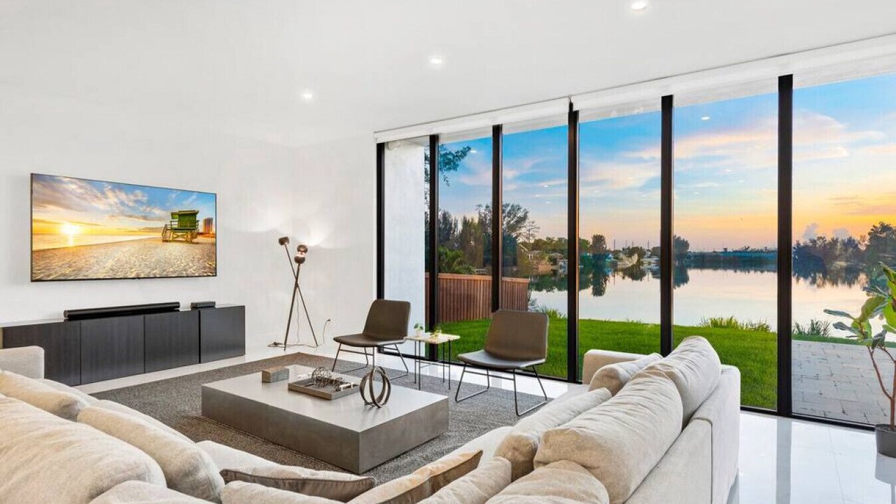 Photo of Livingroom in Glenvar Heights