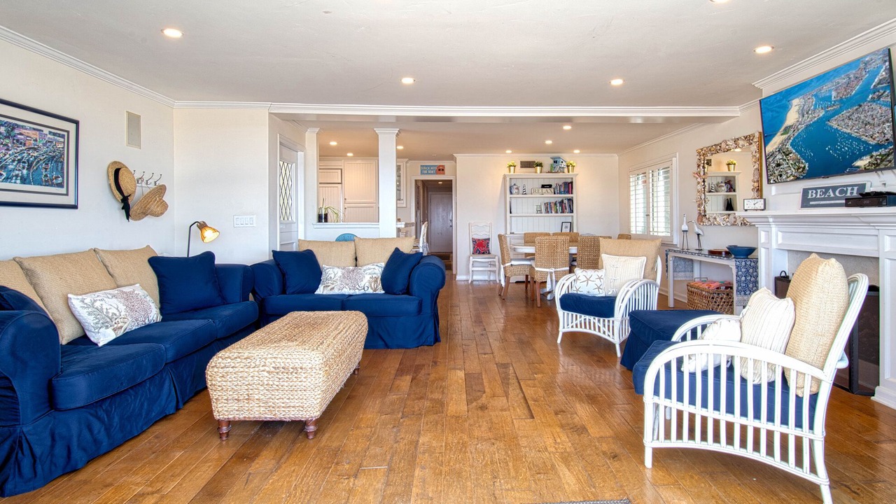 Photo of Livingroom in Santa Ana Heights