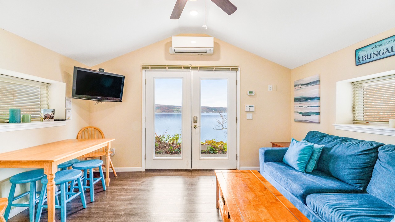 Photo of Livingroom in Rushville