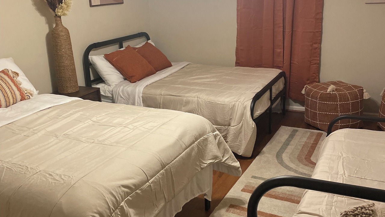 Photo of Bedroom in Redmont Park