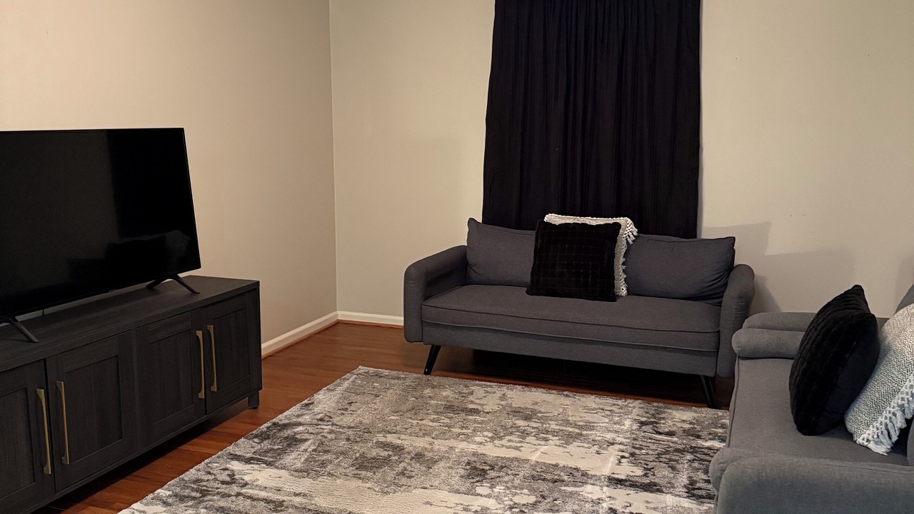 Photo of Livingroom in Redmont Park