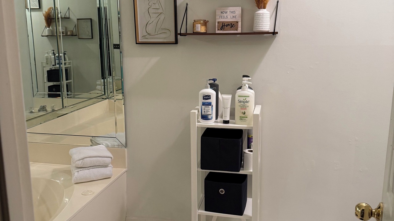 Photo of Bathroom in Redmont Park