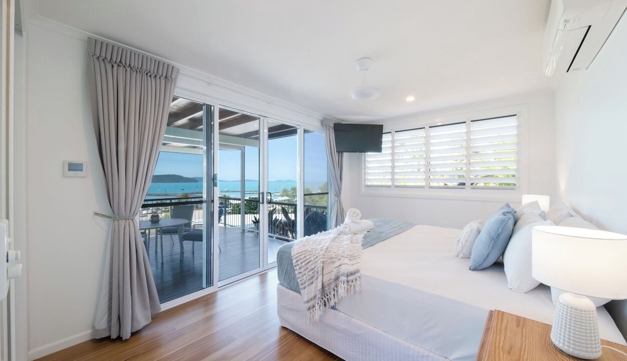 Photo of Bedroom in Airlie Beach