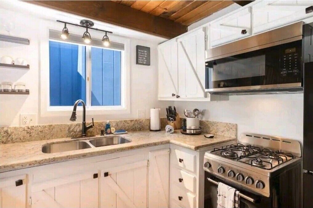 Photo of Kitchen in Arrowbear Lake