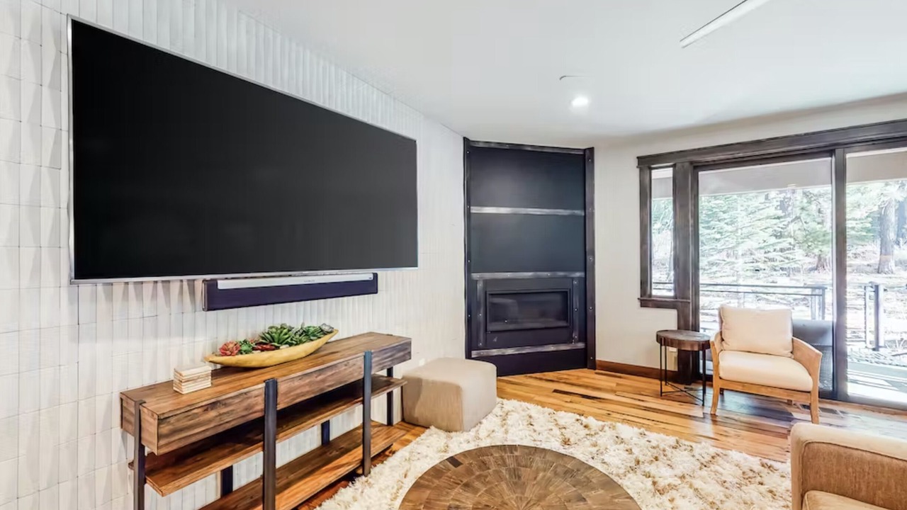 Photo of Livingroom in South Lake Tahoe