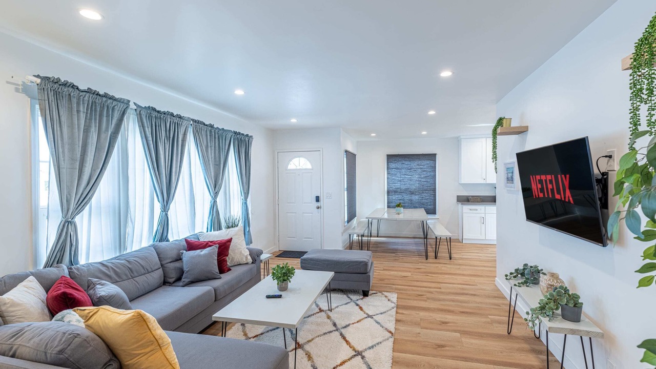 Photo of Bedroom in Encino
