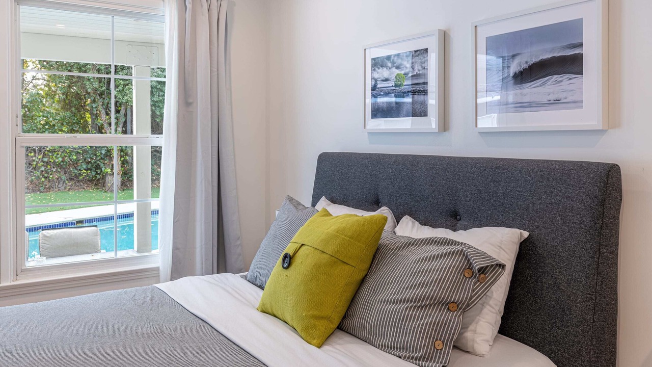 Photo of Bedroom in Encino