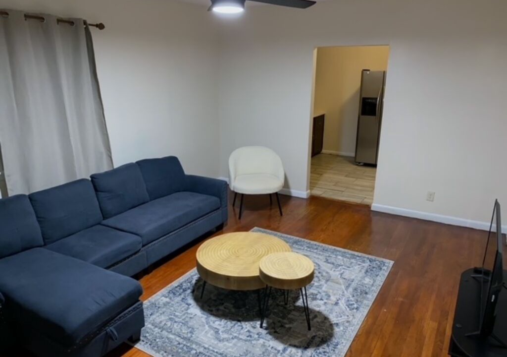 Photo of Livingroom in Hillside