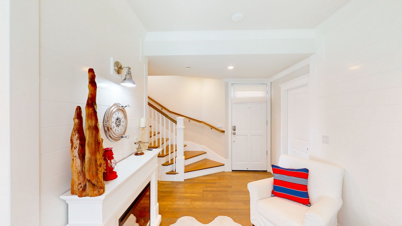 Photo of Livingroom in Old Towne