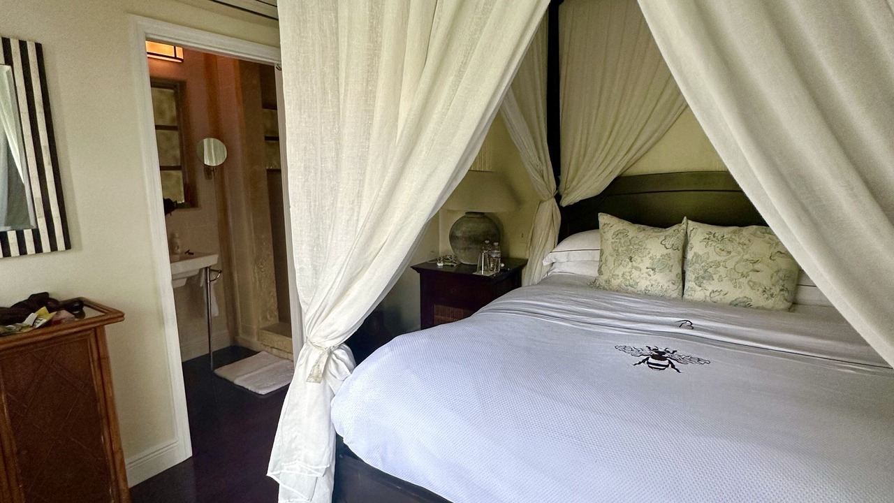 Photo of Bedroom in Dunmore Town