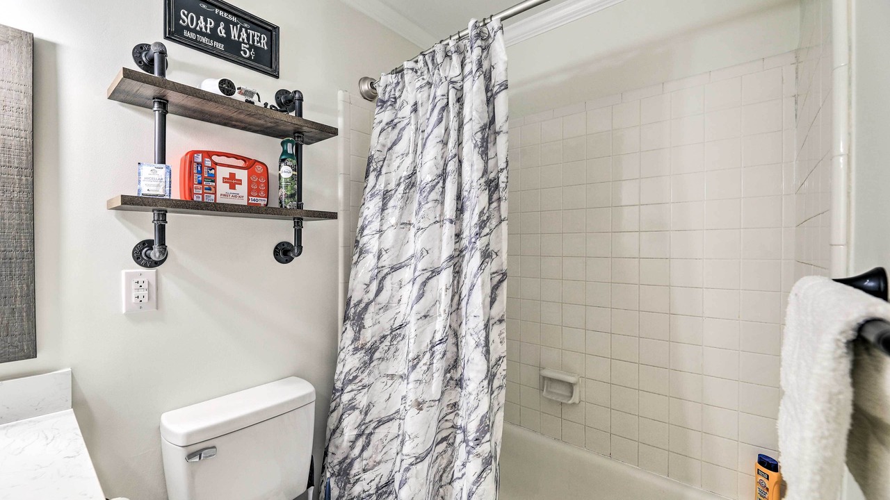Photo of Bathroom in New Bern