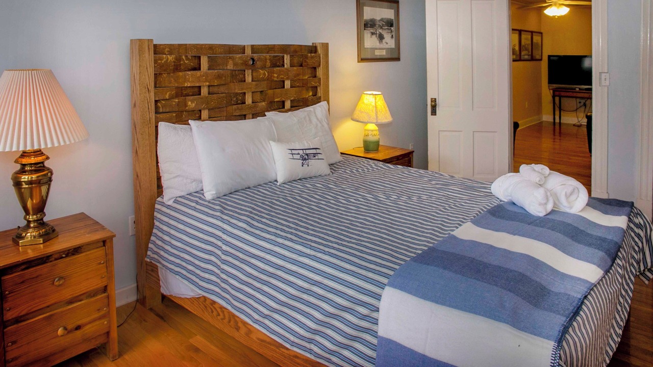 Photo of Bedroom in Hammondsport