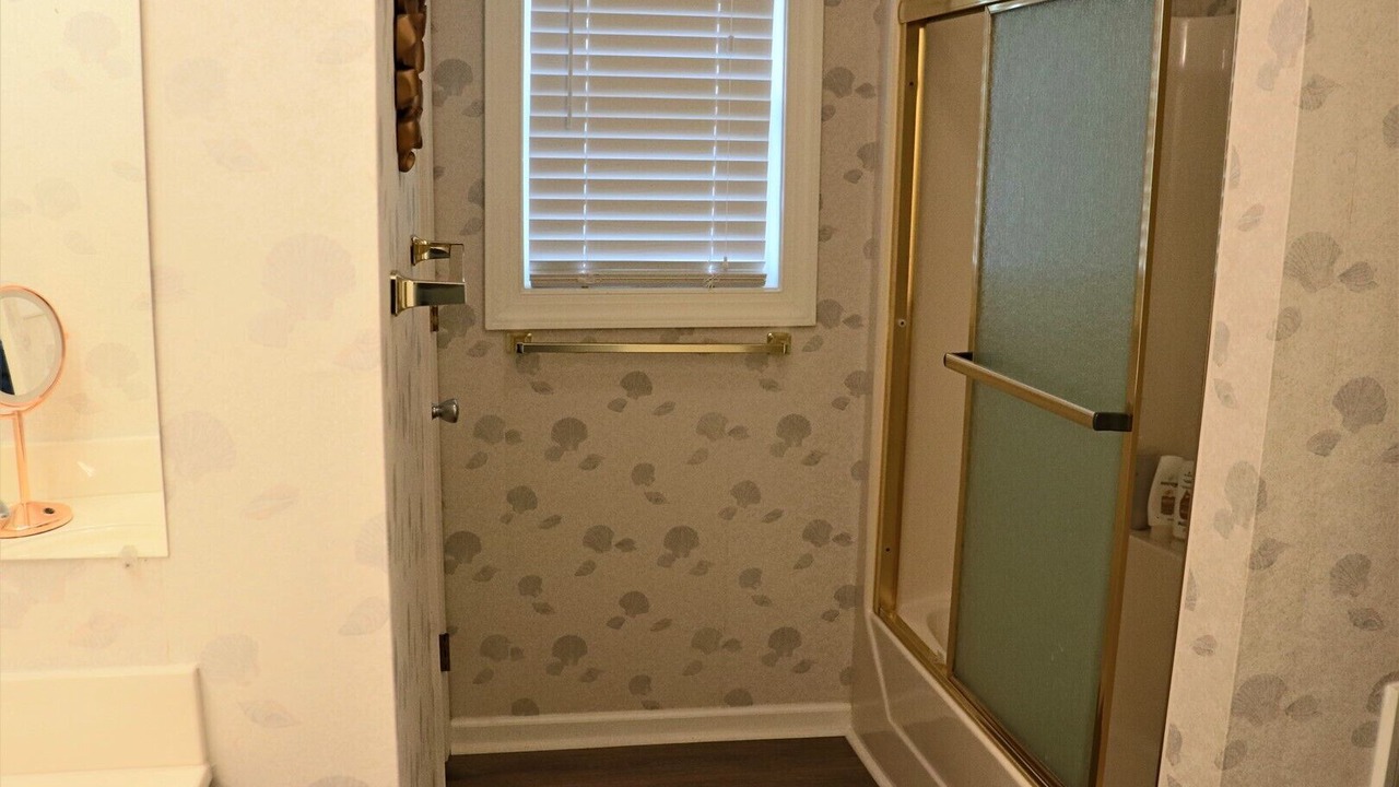 Photo of Bathroom in The Point