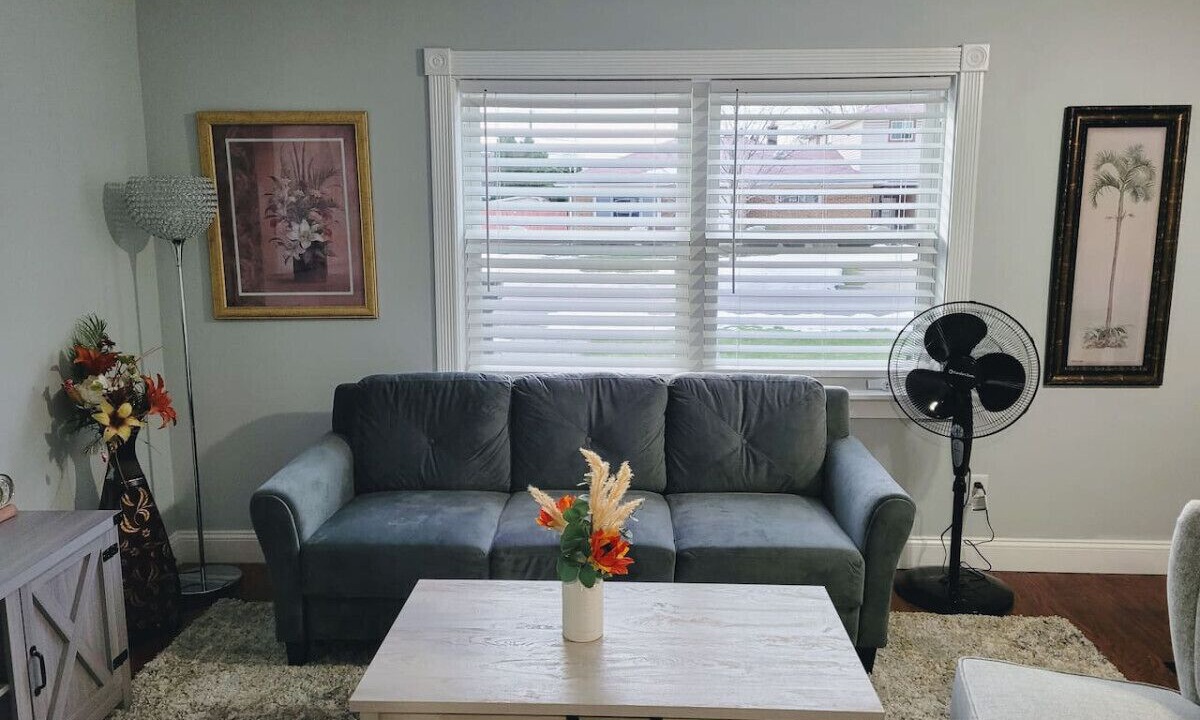 Photo of Livingroom in West Seneca