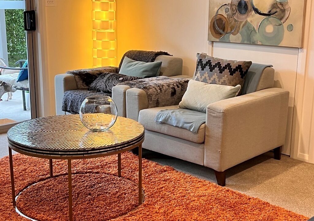 Photo of Livingroom in Weston