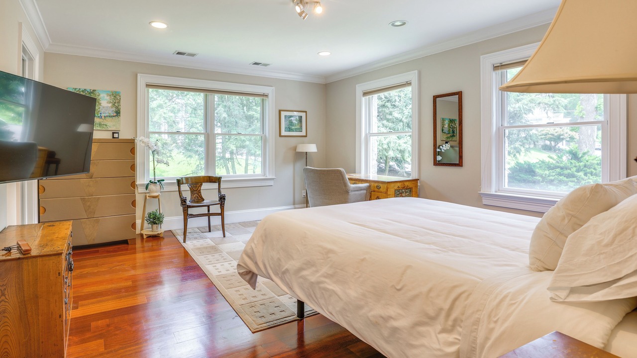 Photo of Bedroom in Briarcliff Manor