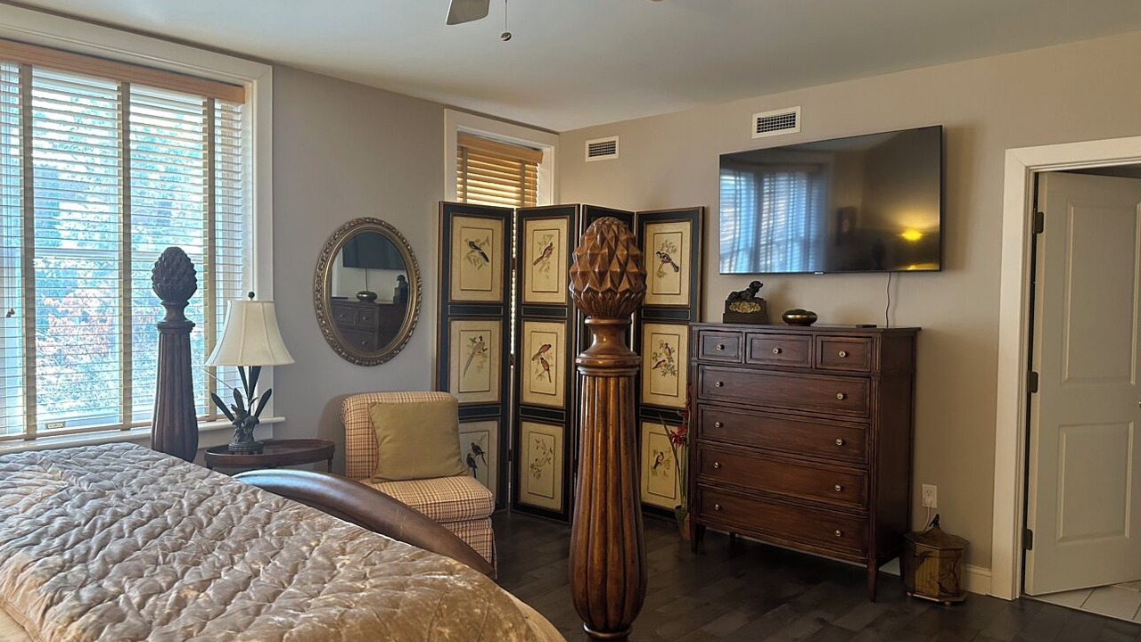 Photo of Bedroom in Asheville