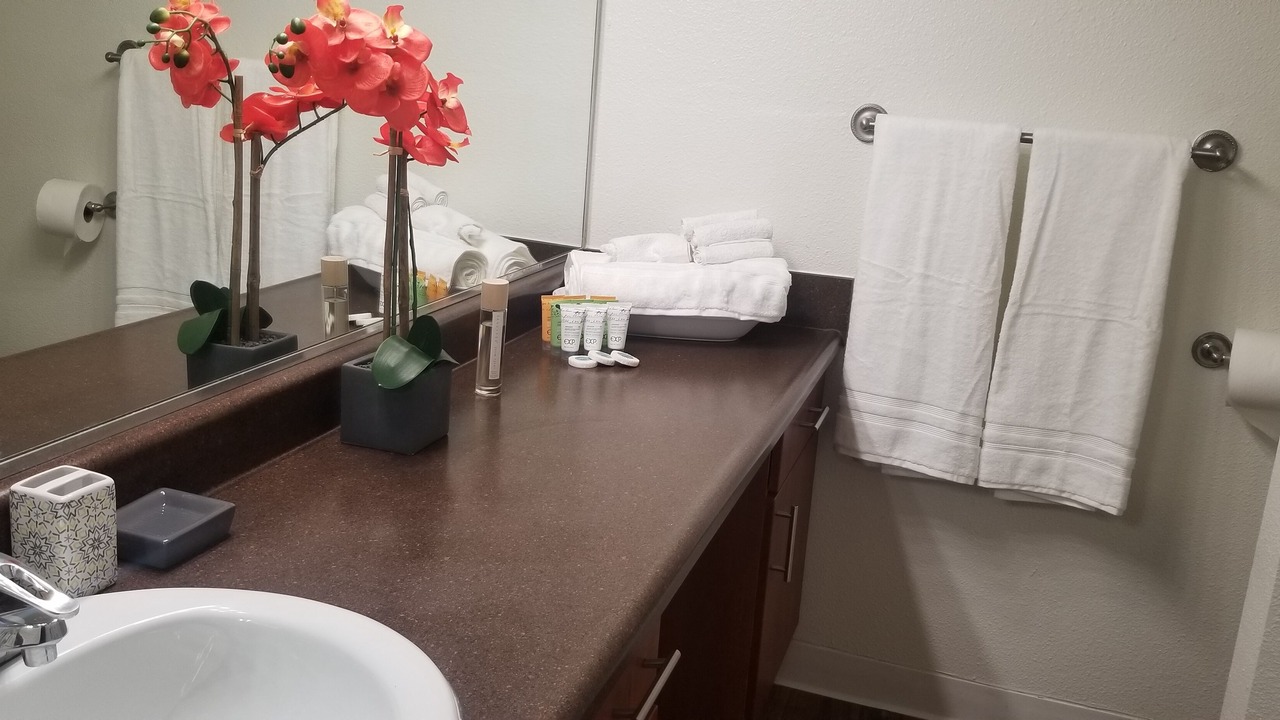 Photo of Bathroom in Mariners