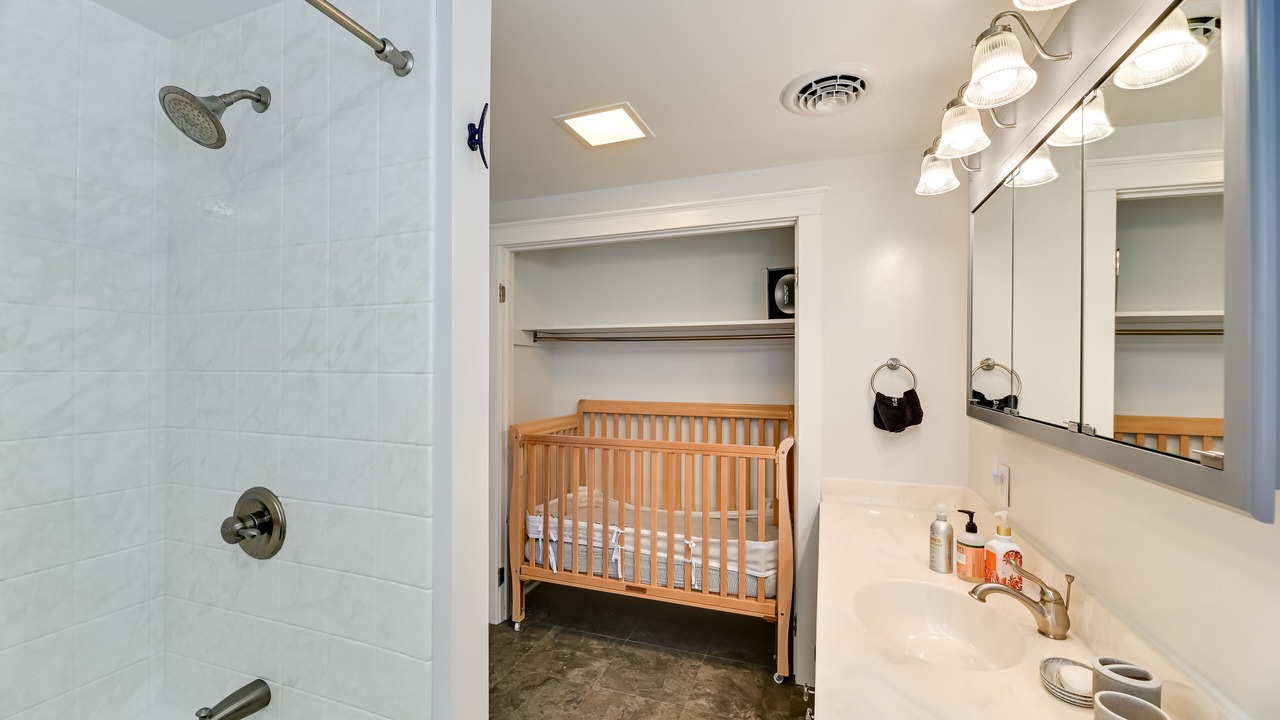 Photo of Bathroom in Naples