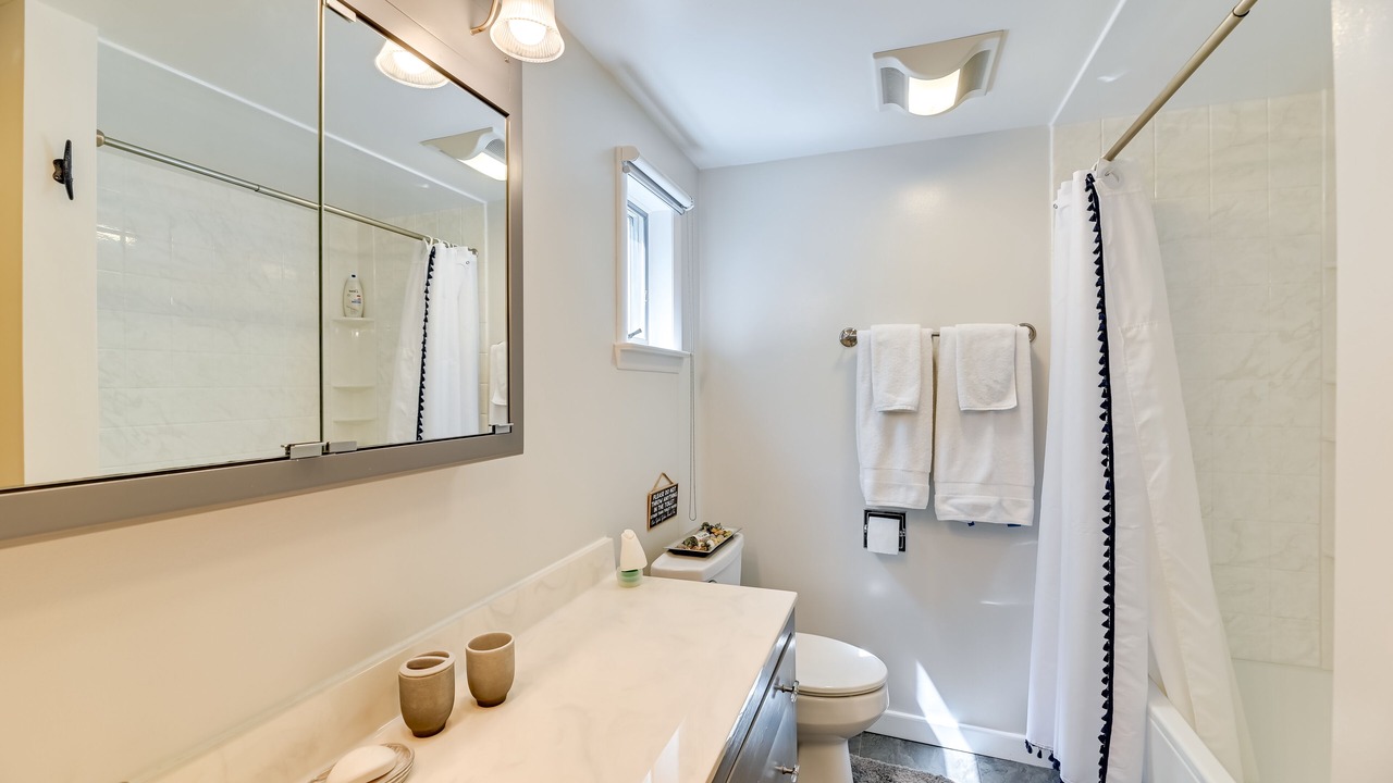 Photo of Bathroom in Naples
