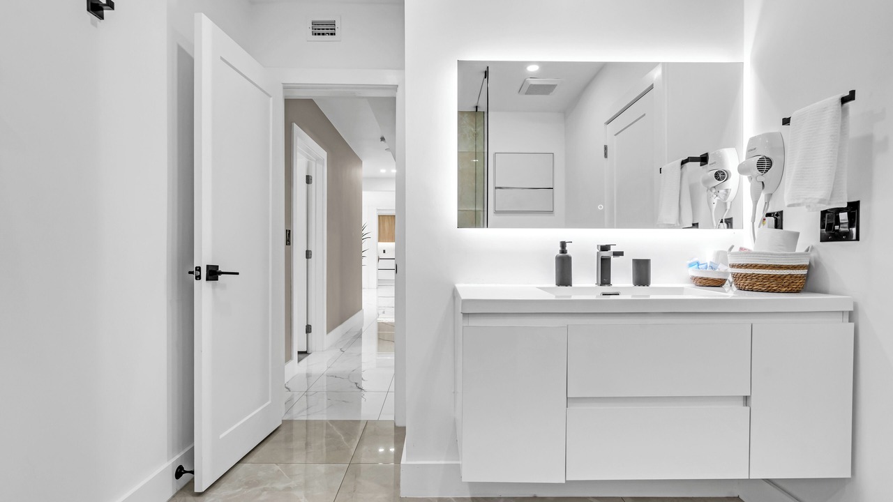 Photo of Bathroom in Brickell